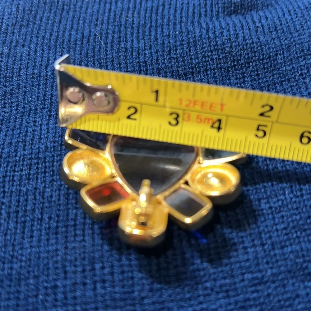 Gorgeous Joan Rivers Multi Colored Gripoix Cabochon and Crystal Brooch / Pendant - Picture 7 of 7